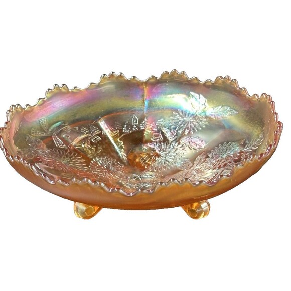 Vintage Imperial Carnival Windmill Pattern Footed Round Glass Bowl with 3 Feet - Picture 13 of 14